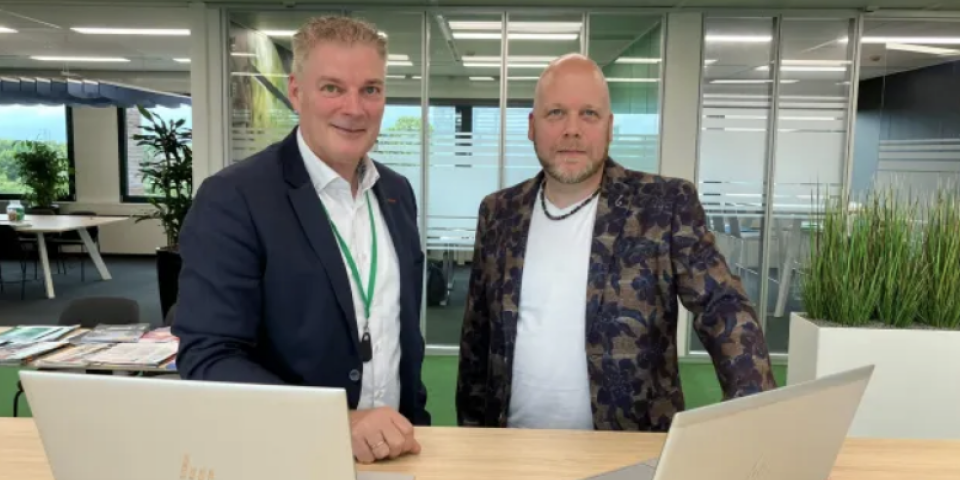Peter Bloemendaal en Tobias Dragt, schade-experts van TVM