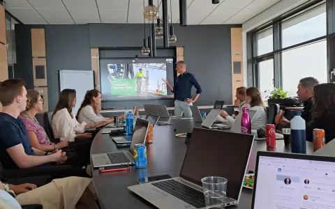 linkedin jong TVM | TVM verzekeringen 