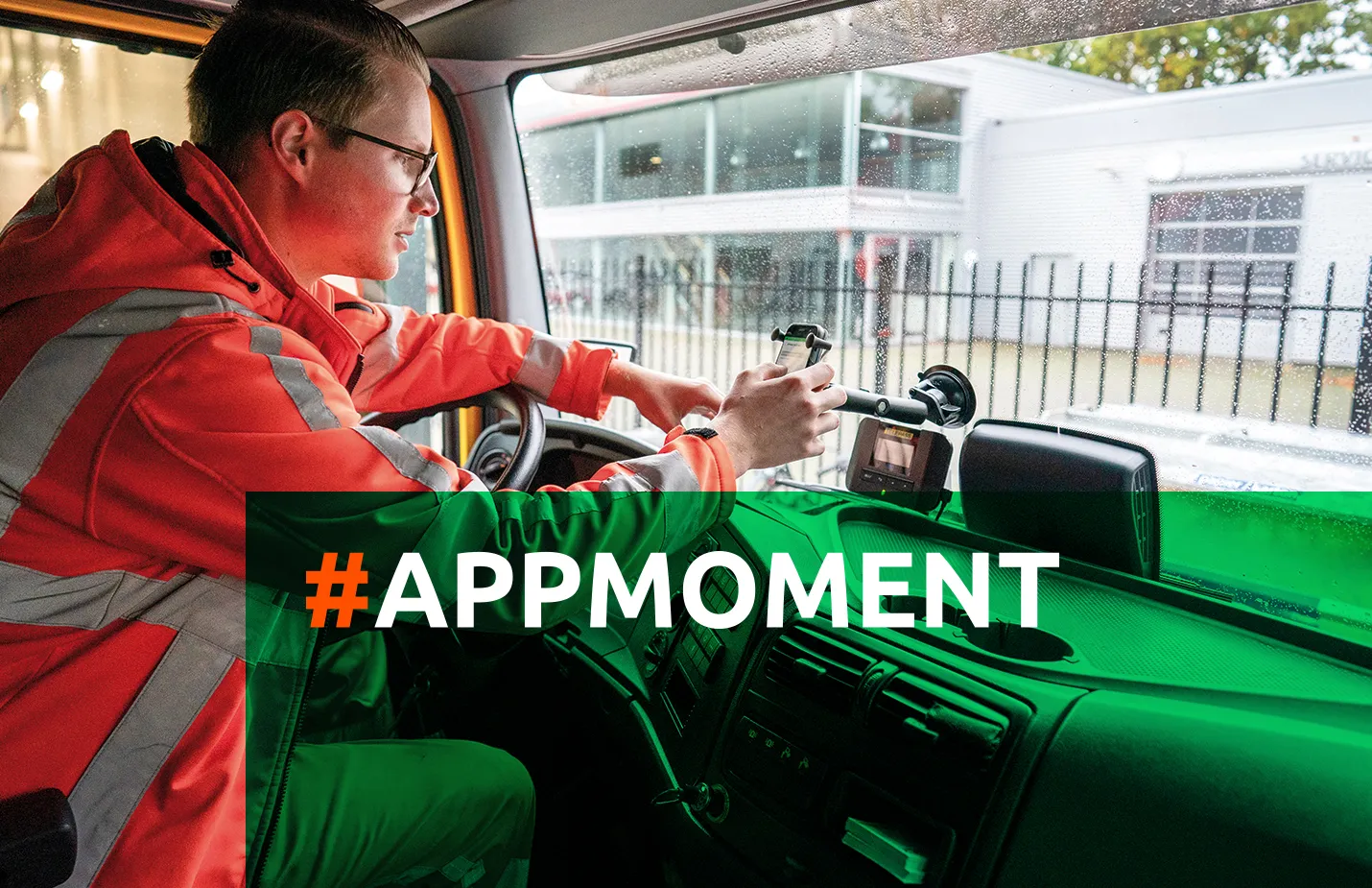 veilig onderweg # appmoment | tvm verzekeringen