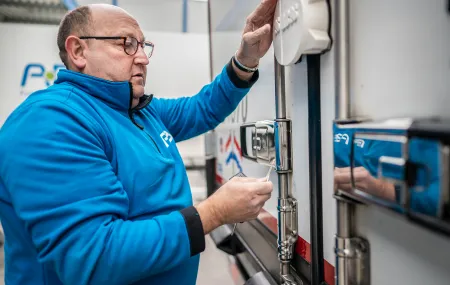 barend van der lee chauffeur | tvm verzekeringen 