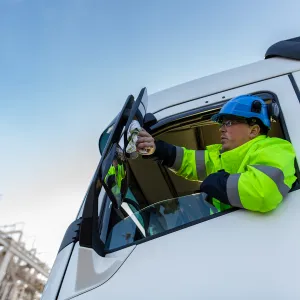 medewerker chauffeur vrachtwagen | tvm verzekeringen
